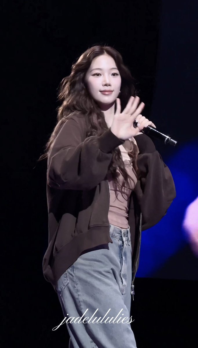Daily_Zuha's tweet image. #KAZUHA #LE_SSERAFIM #카즈하 #르세라핌