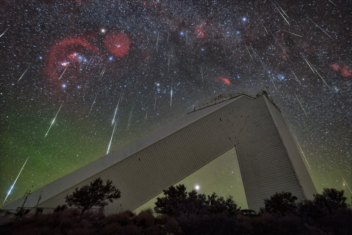 NOIRLabAstro's tweet image. It’s meteors over the McMath-Pierce Solar Telescope ☄️
Once the world’s most powerful solar telescope 💪🌞, @KittPeakNatObs’s McMath-Pierce is taking on a new role as the Windows on the Universe Center for Astronomy Outreach.
📷KPNO/NOIRLab/NSF/AURA/R. Sparks