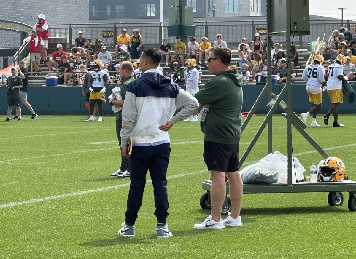 CarsonFowlerTV's tweet image. #Packers GM Brian Gutekunst and @MarquetteMBB Head Coach Shaka Smart.