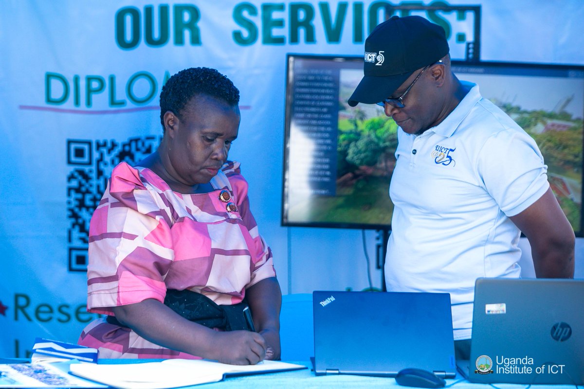 UICTug's tweet image. Princess Ruth Nakayima Nakidodo, Education Minister of @Busoga_Kingdom, has commended UICT for championing #ICT education for the girl child. Speaking as Guest of Honour at the Jinja Education &amp;amp; Careers Expo at Jinja S.S.S., she highlighted the importance of equipping girls with…