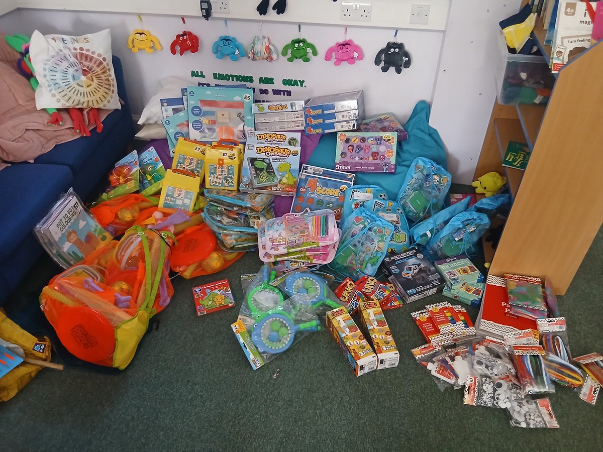 A Summer Holiday Grant Incentive was launched in June for all primary and secondary schools in North Kirklees.
During the summer holidays, our goal was to help local schools purchase resources that would keep their students active.
Thank you to Healey Primary for sharing this pic