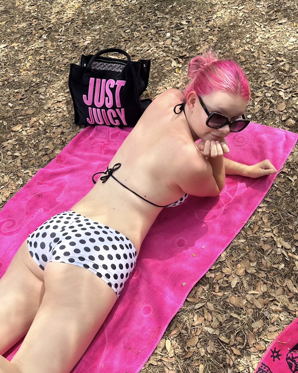 pookiednp's tweet image. just juicy #phanniefriday