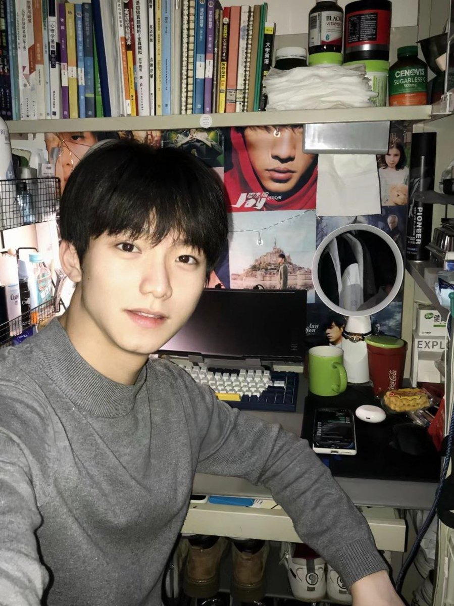 爱健身的小男孩 tweet media