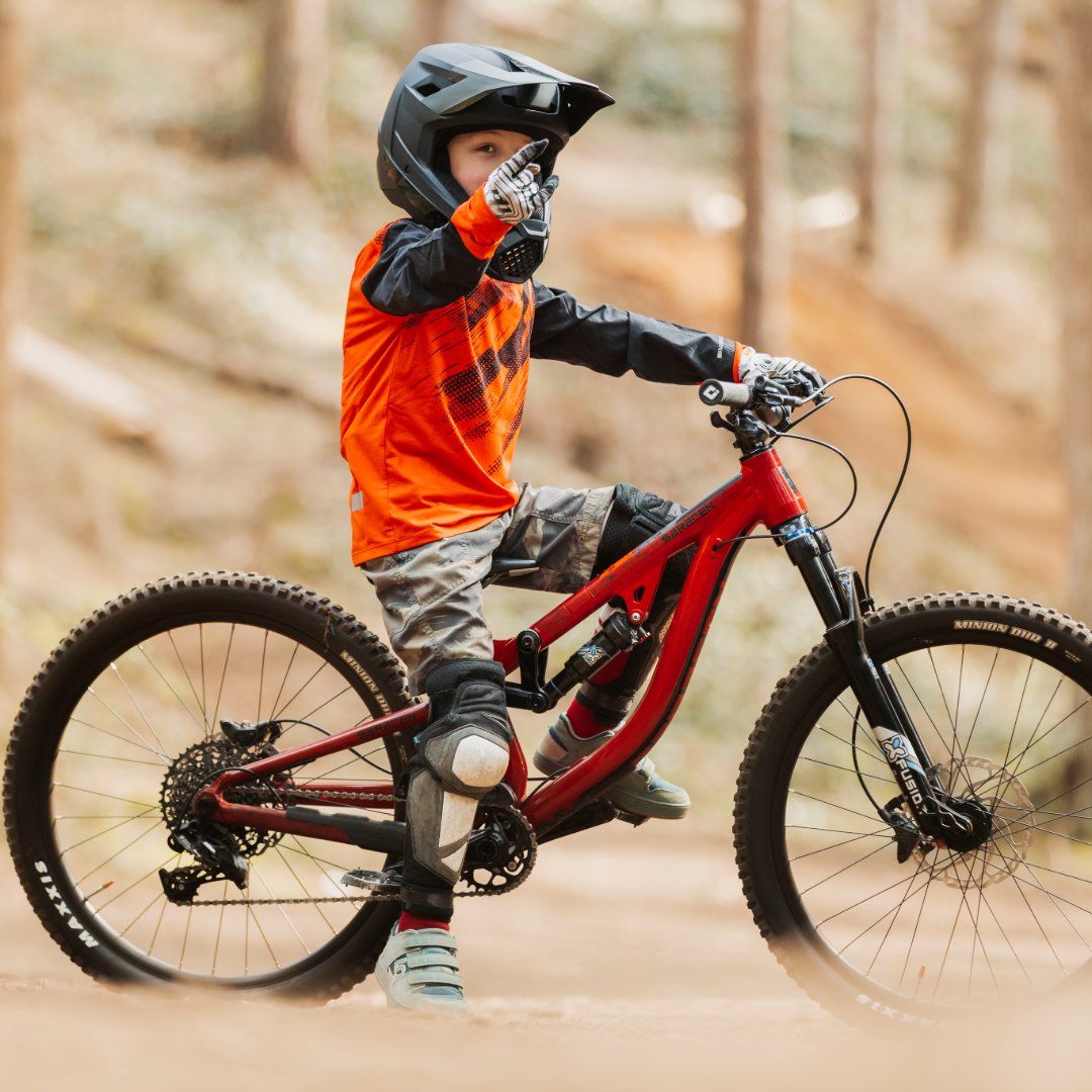 Future downhill stars start here... The Ariel Jnr, take a look here - saracen.co.uk/collections/yo…

Pc: Jack Tennyson