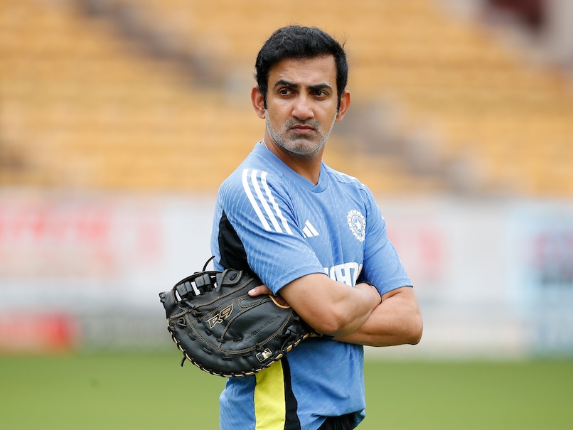 Like this tweet if you think Gautam Gambhir is the worst ever coach of ICT and he should be kicked asap