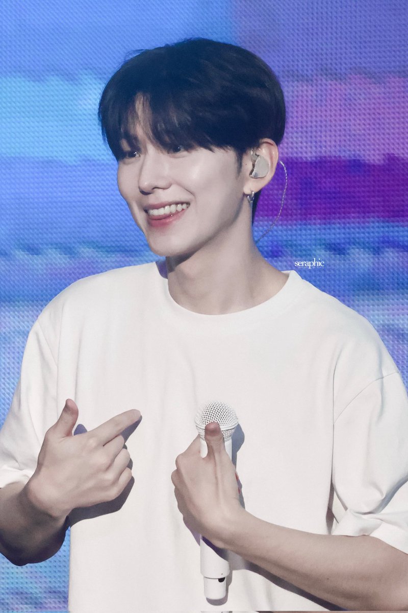 noteasychaechae's tweet image. 오매불망 키횬 기다리는중...
아무리 생각해봐도 1등으로 소식 들고 올 사람은 당신뿐이야...
그나저나 진짜 눈망울 순수미 낭낭한 청춘물 그 자체네