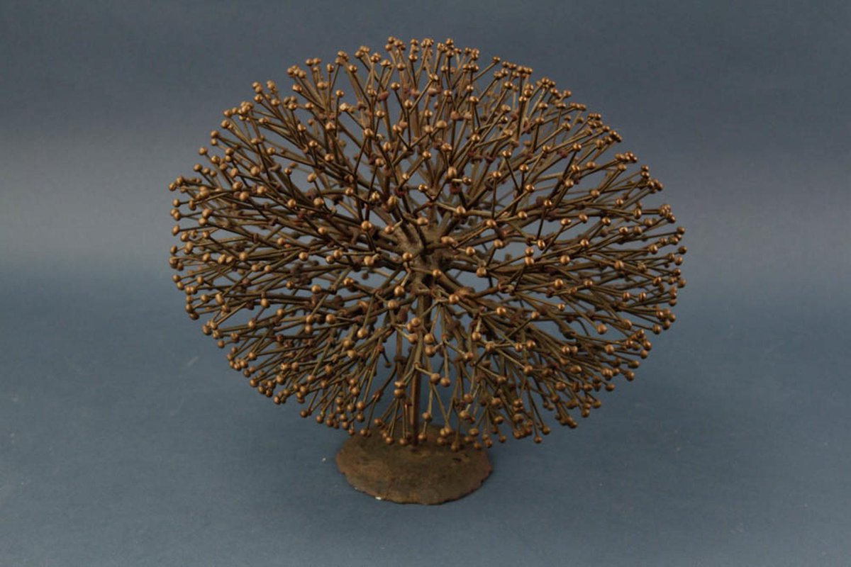 A pretty #brass #bush to carry you into the weekend! Made in 1974, perfect for on top of a bookshelf or plinth. Bushes were inspired by the many wild and planted bushes near our Pennsylvania residence.