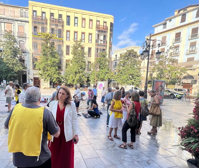IndeGranada's tweet image. El @granadapsoe recoge las reivindicaciones de La Calle Mata y pide medidas urgentes para atender con dignidad a las personas sin hogar
@RaquelRuz1 exige la apertura todo el año de un Centro de Alta Tolerancia e implicación total de los servicios sociales
elindependientedegranada.es/politica/psoe-…