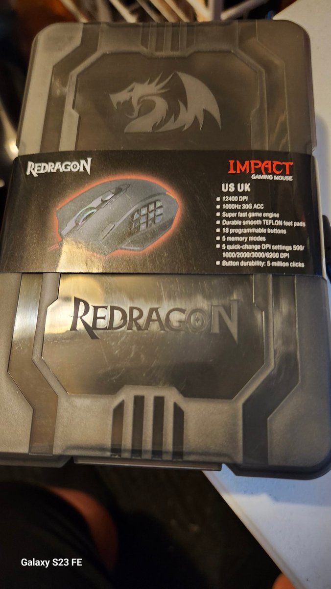 jeframdenkar's tweet image. Finally my new Mouse arrived!!!
Hopefully no more double clicking.