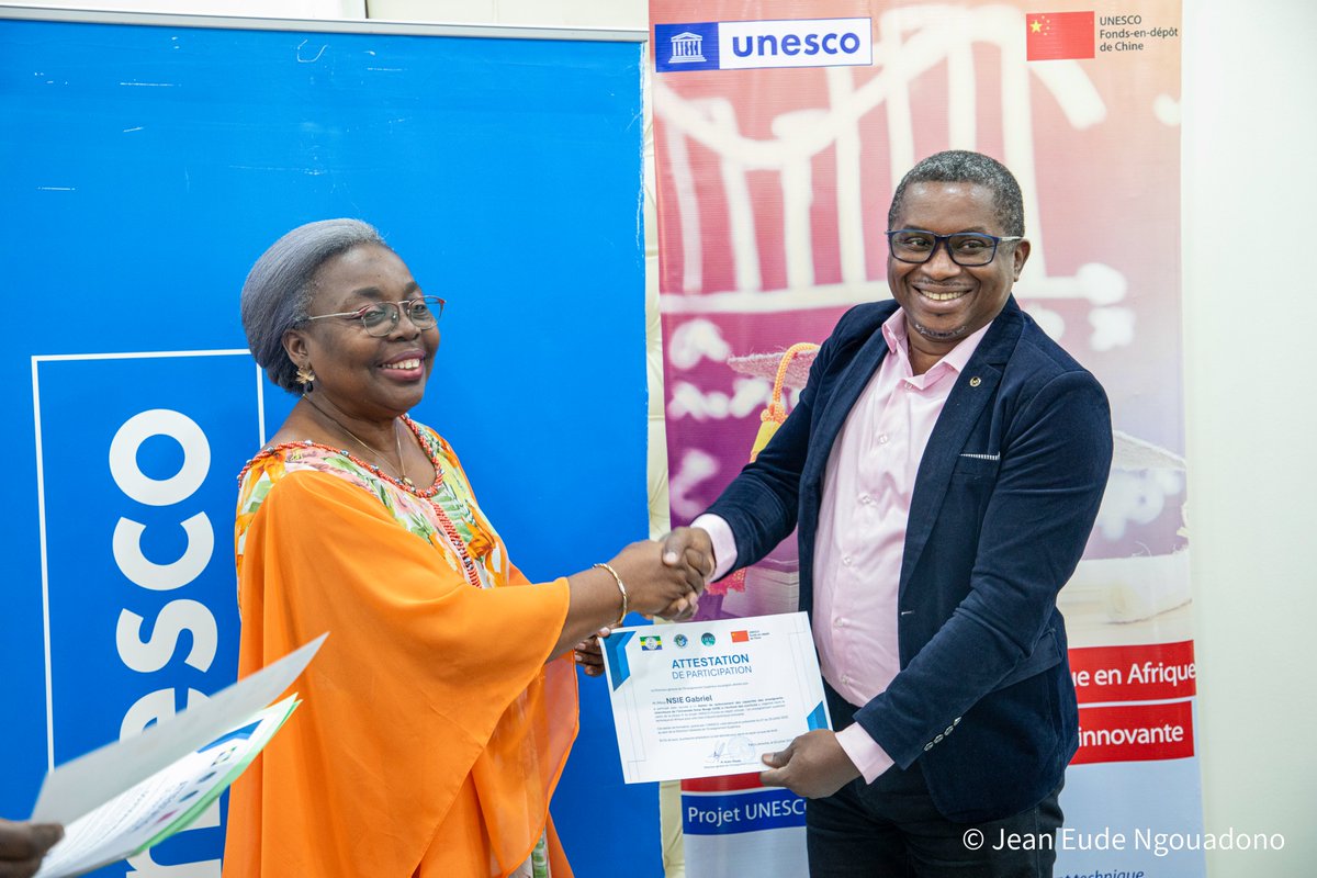 📸Retour sur l’atelier #CFIT_III à Libreville du 21 au 25 juillet 2025.
Objectif : intégrer les formations certifiantes de la "Global Skills Academy" dans les parcours universitaires.

🔜 Prochaine étape : Franceville (USTM), du 03 au 07 août 2025.

#UNESCO #CompétencesNumériques