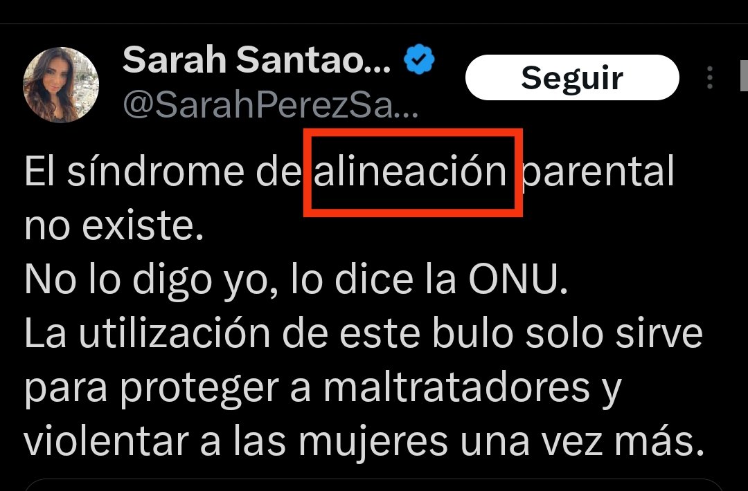 Que por lo visto dice la ONU que los padres no pueden alinearse. Tiene que ir uno al lado del otro.
Para más aclaraciones, sigan a Saritísimah.