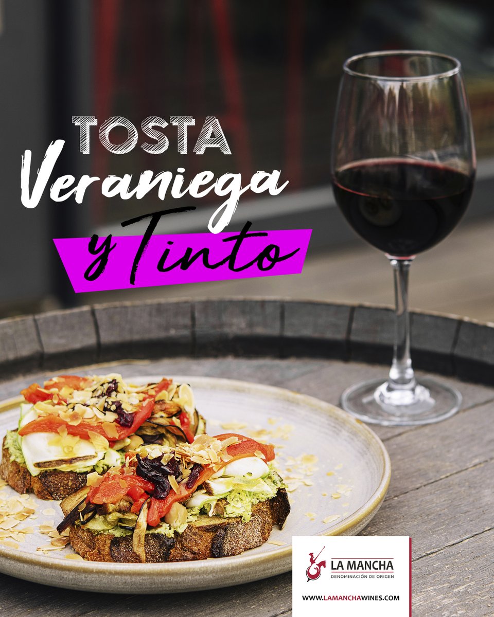Tosta veraniega y un #vinotinto 🍷 DO La Mancha, una combinación perfecta para un domingo de verano 💚
.
#vinodelamancha #DOLaMancha #vinosdecalidad #winelover #denominacióndeorigen #tostas #gastronomia #maridajes