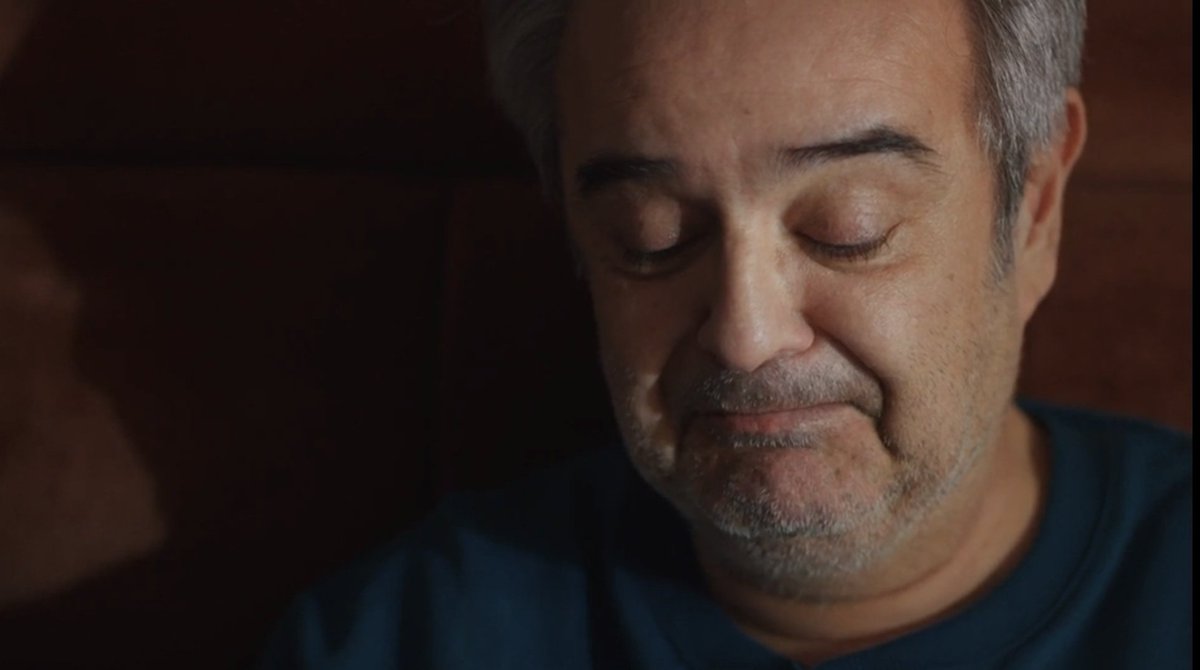 Can he k**l himself off as soon as possible I'm done w his dramas, just use all those pills instead of wasting everyone's time and money
#kizilgoncalar