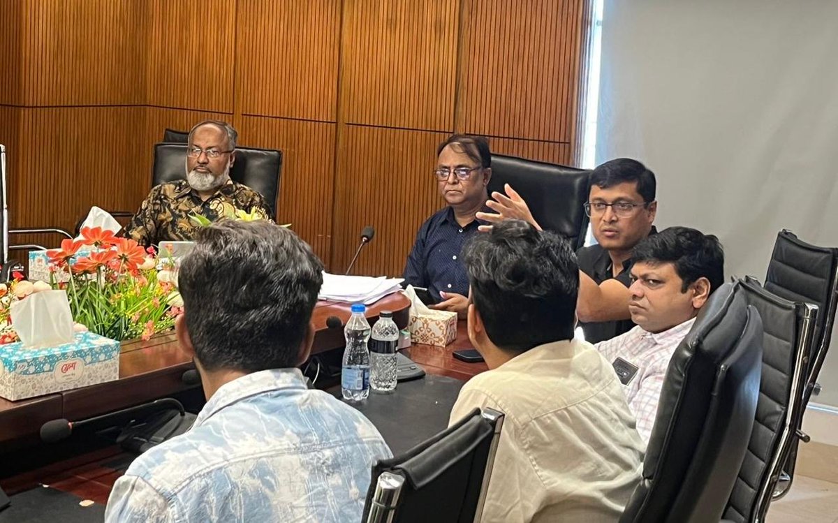 sidhant's tweet image. The Indian Medical Team currently visiting Bangladesh continued their mission to provide medical support to Bangladesh authorities for treatment of critically injured patients in the aftermath of the plane crash of July 21 at Milestone School and College in Dhaka.