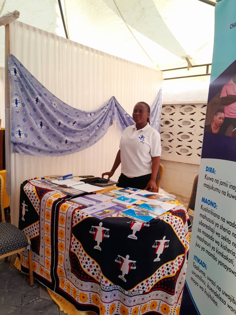 TawlaTZ's tweet image. Tunawashukuru kwa ushirikiano na moyo wa kujitolea mnaouonesha kila siku katika kupigania haki, usawa wa kijinsia, na maendeleo jumuishi ya jamii zetu.
Katika kutamatisha wiki hii yenye shughuli nyingi na mafanikio ya pamoja — tunawatakia wikiendi njema yenye pumziko, furaha na…