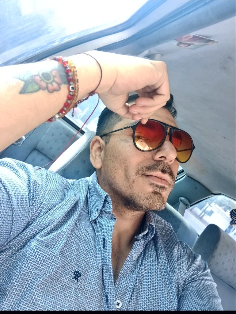 elarielnavarro's tweet image. Mis asesores me dicen que Estoy listo para mi campaña contra #DatoProtegido @dianakarinaba

La presidencia municipal será mía. Manos le van a faltar....