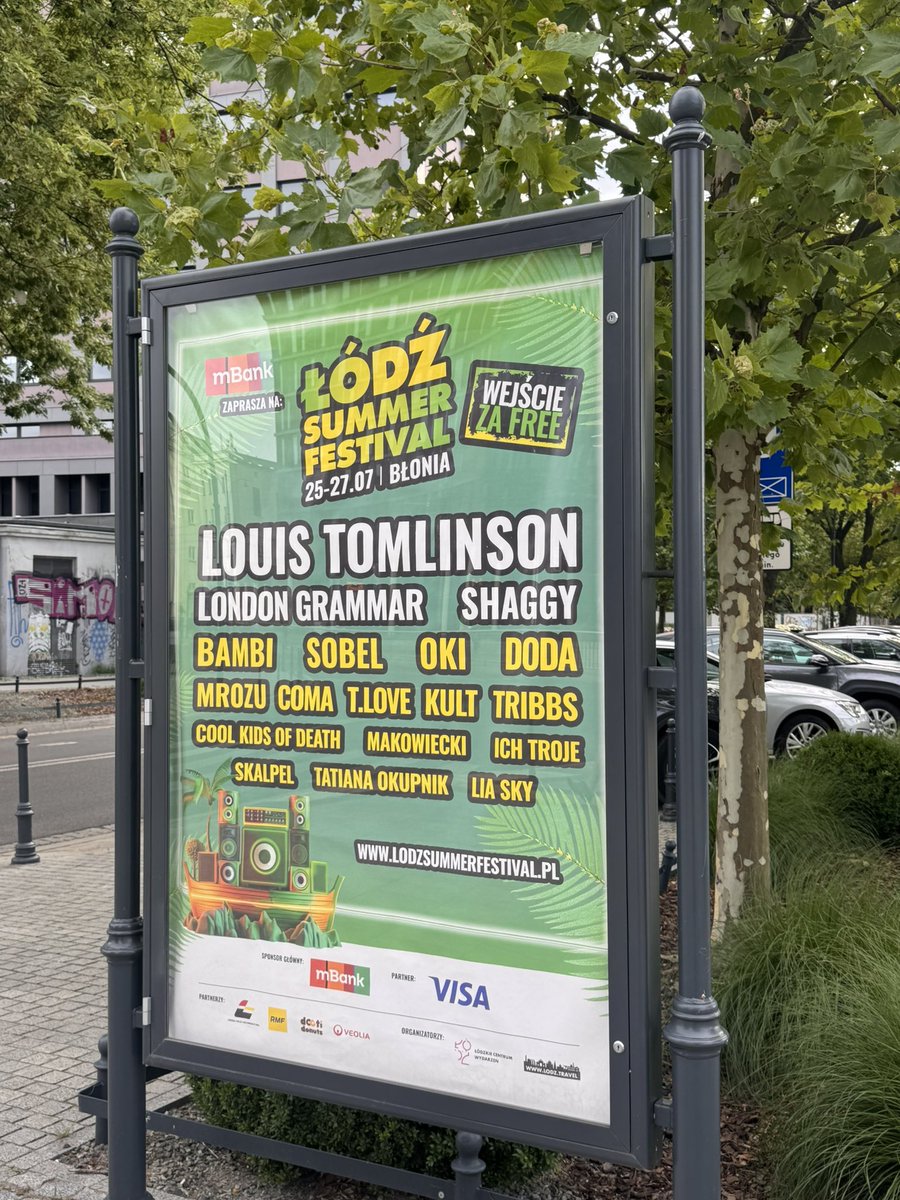 ebrusty1es's tweet image. yarin louis ile son date 😭😭 cok uzgun ve heyecanliyim