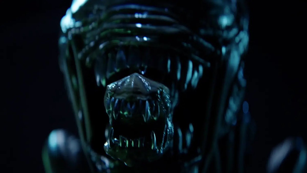 vaguelynerdypod's tweet image. Xenomorph drool is KY Jelly 🫣 #AlienEarth #SDCC #SDCC2025 #HallH