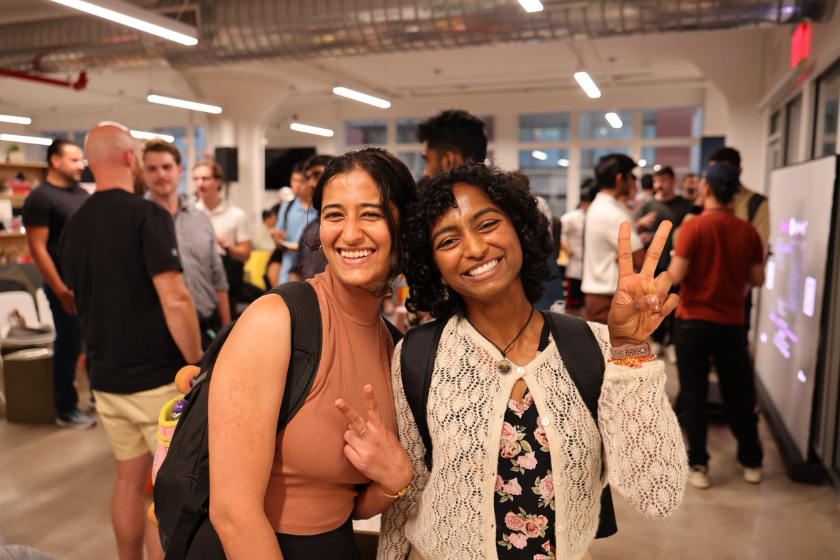 LightningAI's tweet image. Thanks to everyone who came to our meetup in NYC on MCP—we had a full house! Shoutout to our guest speakers who delivered incredible talks and demos:
• @JonKrohnLearns, Co-founder, Y Carrot & Fellow at Lightning AI
• Mahan Salehi, Gen AI Product Manager Lead, @nvidia
•…