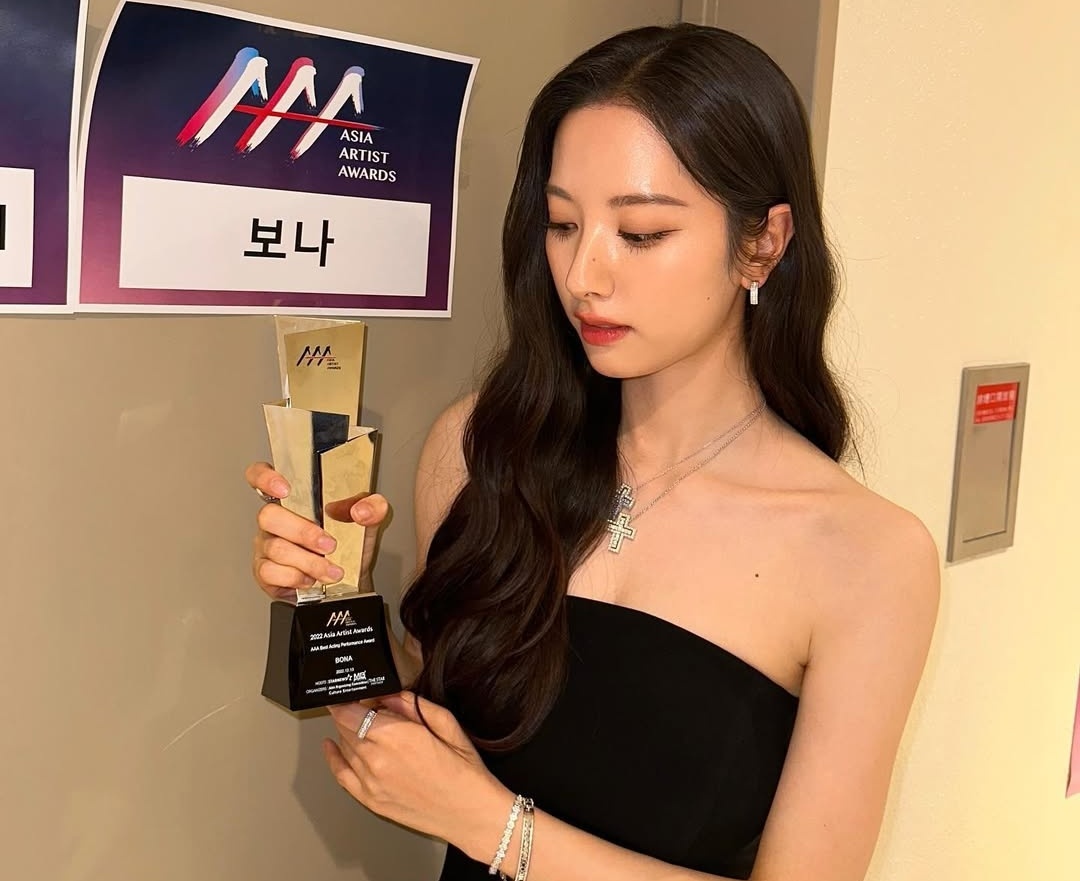 𝟏𝟗°𝐅 — 🦋 tweet media