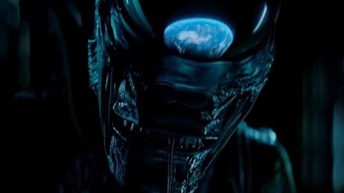 vaguelynerdypod's tweet image. Episode 1 also introduces us to the various, SUPER CREPPY monsters about the MAGINOT &amp;amp; the Xenomorph is still front &amp;amp; center as the central menace! Also, practically filmed with a suited actor! 🥳 #AlienEarth #SDCC #SDCC2025 #HallH