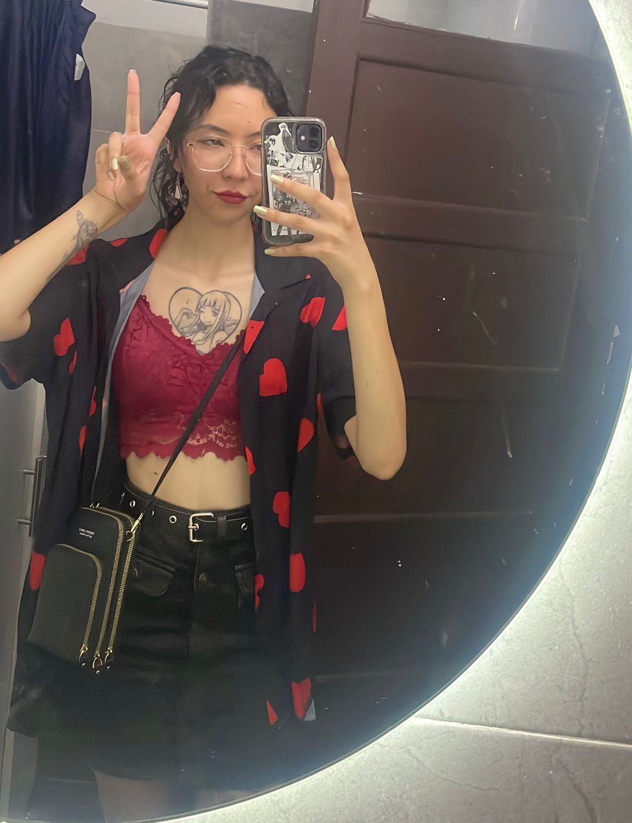 JavoKadoc's tweet image. Mi nena @medblover está de cumpleee! 🎊, mi reina, mi diosa, mi esposa, mi musa, mi esposa, mi vida y ahora mi vieja sabrosa 😏
Te amo mucho mi amor, y te deseo lo mejor del mundo y que todas tus metas se cumplan una a una, y yo siempre estaré a tu lado, mi chinita hermosa 🥰💜🤍