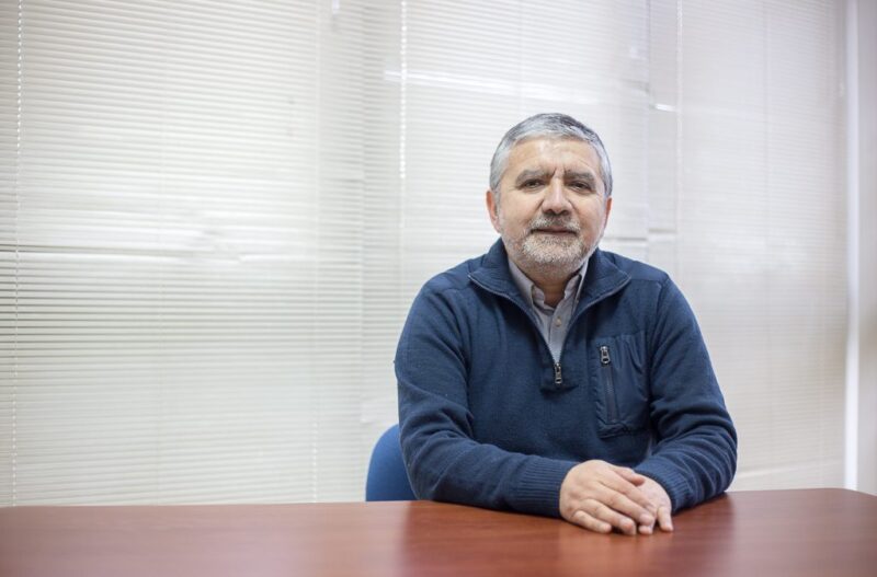 Incar Chile (@incarchile) on Twitter photo Felicitamos al Investigador Asociado de la línea Sustentabilidad Ambiental del Centro INCAR, Dr. Marcus Sobarzo, quien ha sido electo como el nuevo Decano de la Facultad <a href="/NaturaUdec/">Natura Udec</a> .
Desde INCAR deseamos el mayor de los éxitos al Dr. Sobarzo en este nuevo desafío. Felicitamos al Investigador Asociado de la línea Sustentabilidad Ambiental del Centro INCAR, Dr. Marcus Sobarzo, quien ha sido electo como el nuevo Decano de la Facultad <a href="/NaturaUdec/">Natura Udec</a> .
Desde INCAR deseamos el mayor de los éxitos al Dr. Sobarzo en este nuevo desafío.