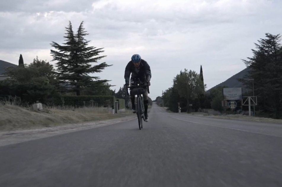 sportCT's tweet image. Více než šest tisíc kilometrů v sedle. 🚴♂️ Daniel Polman zvládl vlastní extrémní verzi Tour de France. 👏
Více 👉 sport.ceskatelevize.cz/clanek/cyklist…