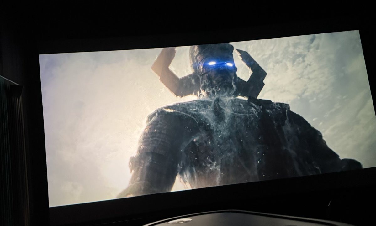sithatron's tweet image. w movie