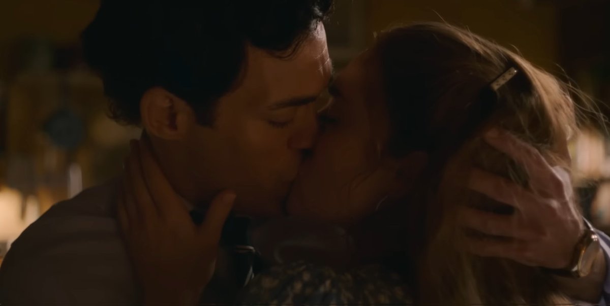 not_a_funkiller's tweet image. Watch these scenes one after another, just saying🤭
#çiftkişilikoda #rivals