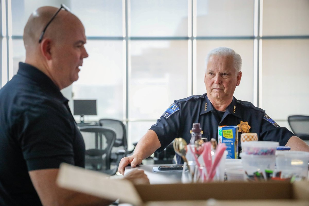 TulsaPolice's tweet image. NATIONAL REAL-TIME CRIME CENTER RECOGNITION WEEK

This week marks the first-ever Real-Time Crime Center (RTCC) Recognition Week, and we want to take a moment to showcase the Tulsa Police Real Time Information Center (RTIC).

Led by the National Real-Time Crime Center Association,…