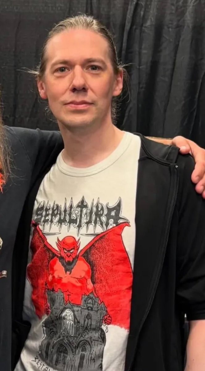 TobiasPicks's tweet photo. Tobias Forge wearing a shirt of the Brazilian heavy metal band “Sepultura” which has the graphic from their album “Bestial Devastation” (1985) on it 👹 https://t.co/mHEL30Vsyz