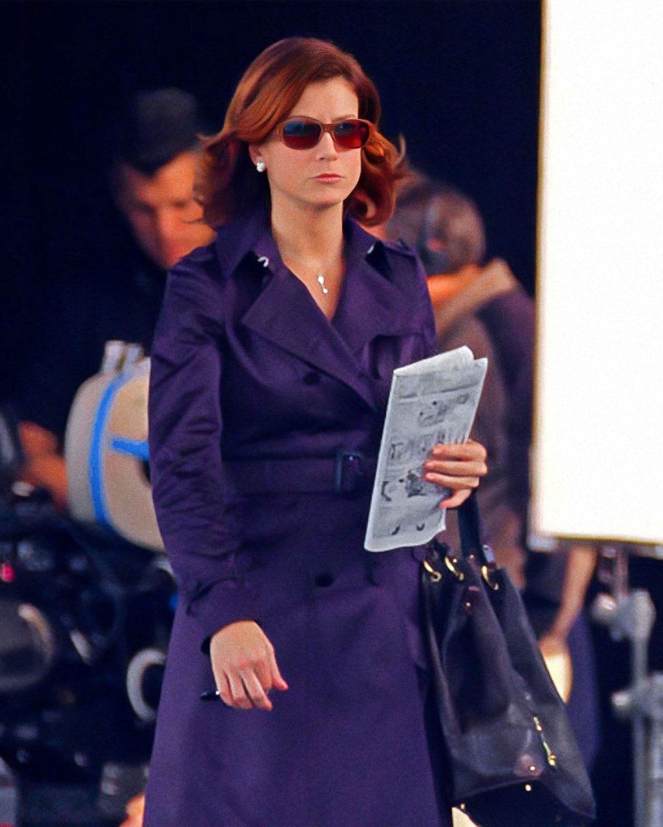 sunflowerhart's tweet image. kate walsh as addison montgomery behind on the set of private practice (2009)