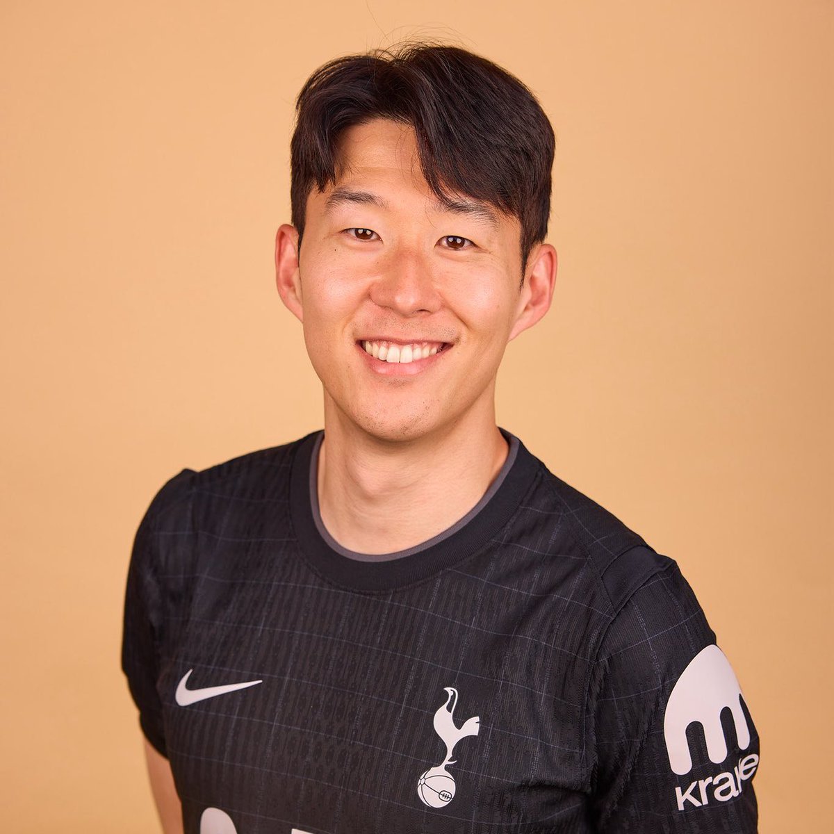 ArabicSpurs's tweet image. 🚨🚨🚨🚨🚨🚨🚨🚨🚨🚨🚨🚨🚨🚨🚨
عااااااااااااااااااااااااااااااااااااااااااااااااجل — @nothim77 :
نادي في السعودية 🇸🇦 استفسر عن هيونغ مين سون
اللاعب لا يمانع القدوم! 😱🤍