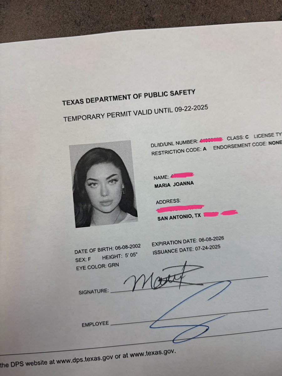 ur girl got her license🙈