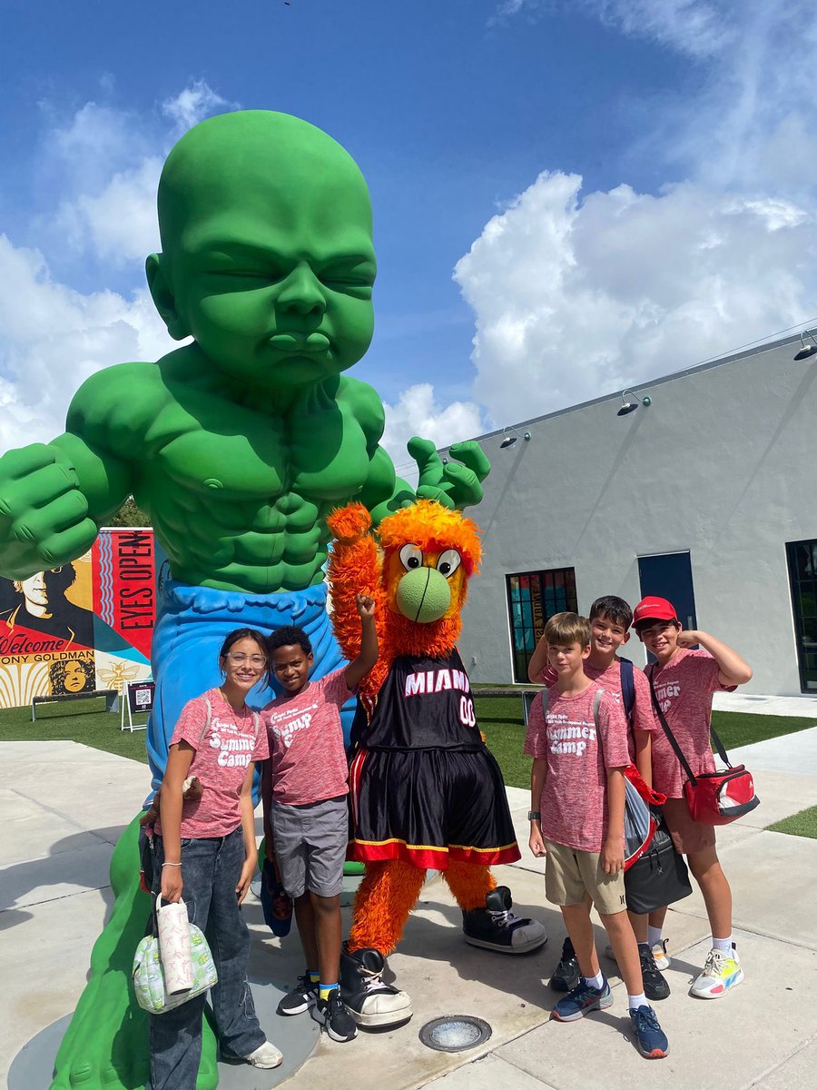 childrenstrust's tweet image. Celebrating the Great Book Warriors! 👏 💪 Winners of this year’s Battle of the Books competition enjoyed an unforgettable day at the Wynwood Walls Museum, where reading met creativity in the most colorful way! 📚 Miami HEAT’s mascot, Burnie, came to congratulate the 1st place…