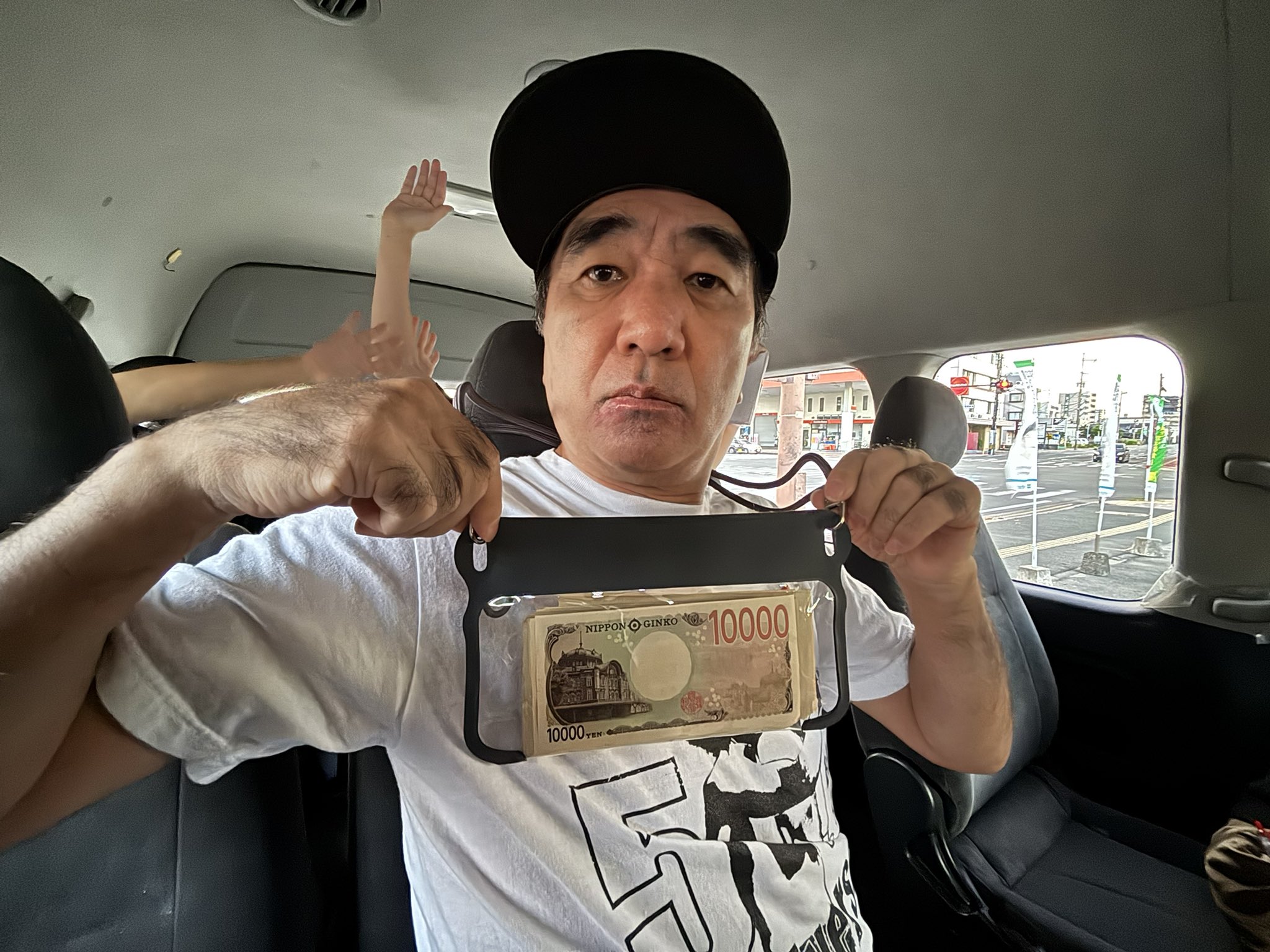 かうにゃん❶ 08281549_5f48a8e876178.jpg