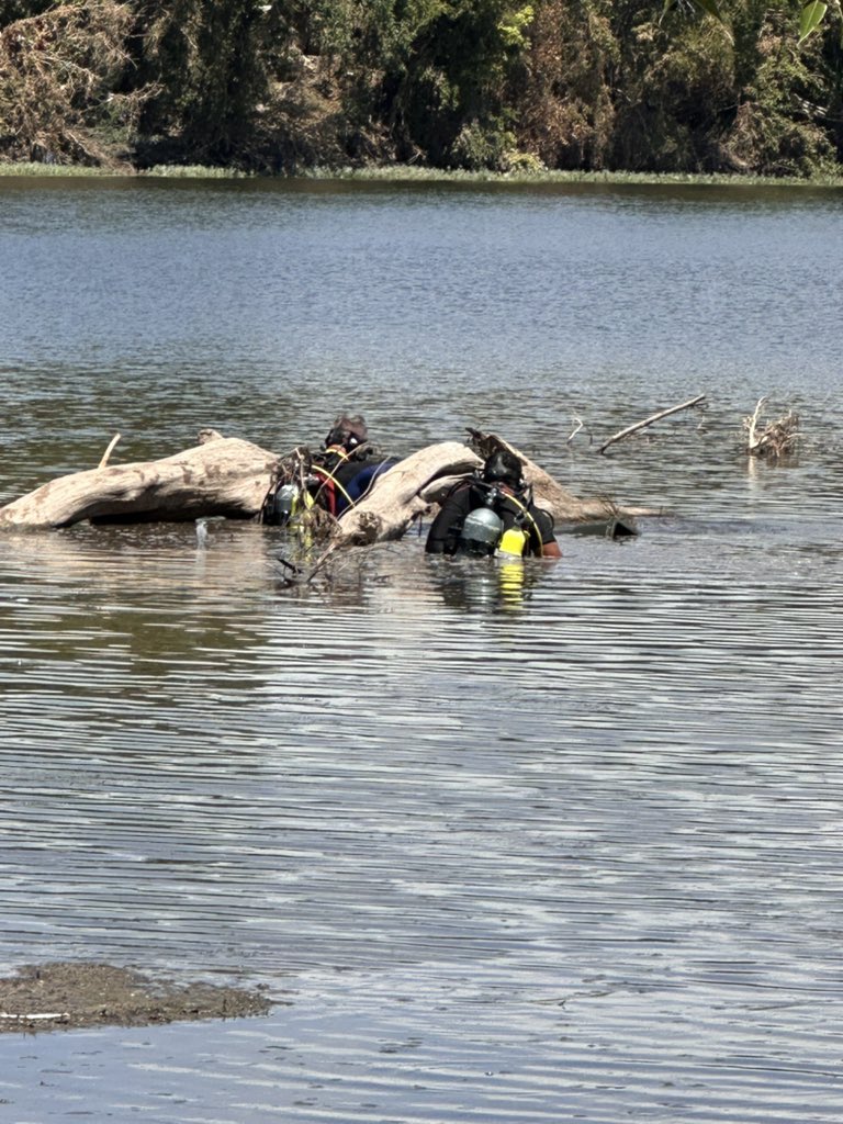 DavidBJasper's tweet image. The HCSO Dive Team has deployed to Kerrville, TX, joining hundreds of volunteers, firefighters, and law enforcement agencies in recovery efforts following the devastating floods on July 4, 2025. Our hearts are heavy with the tragic loss of life, including children from Camp…
