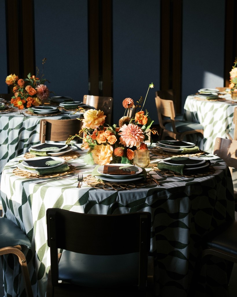 MAMPLANDESIGN's tweet image. A truly beautiful evening at the Emerge Dinner in Dallas.
Every detail from the lush florals to the soulful saxophone created a setting full of warmth, style, and inspiration. A night to remember with beautiful people and meaningful conversations.