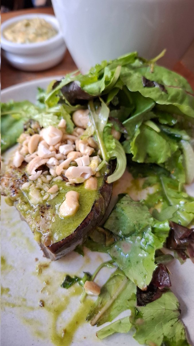 ArthurDDent's tweet image. You know I love cooking 鈽猴笍 but having food here 馃嚝馃嚪 is amazing 馃グ