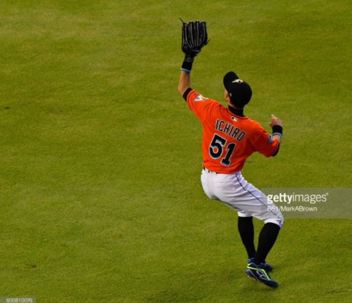 uniformcritic's tweet image. Ichiro was the oldest to start in CF in 117 years.
