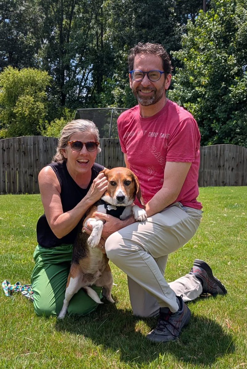 TriBeagles's tweet image. Kenny (now Grover) was adopted and is headed to his new fabulous life in Charlotte! Congratulations to him and his new family.