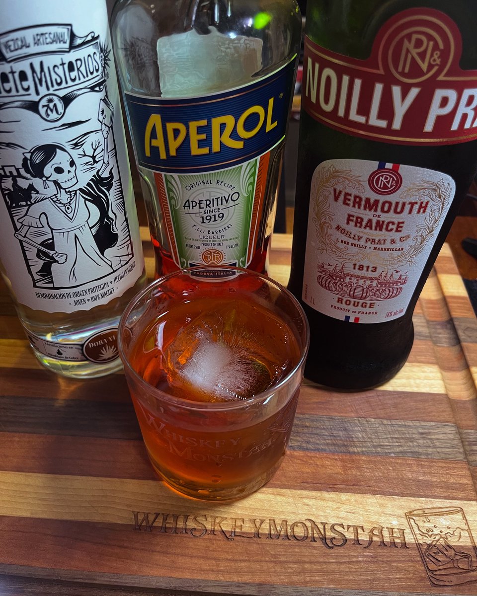 whiskeymonstah's tweet photo. **80s PUZZLE &amp; COCKTAILS: Mezcal Negroni! 😊🎉🍹** 

https://t.co/WotlJzZHFY

#twitch #twitchaffiliate #chef #mixologist #cocktails #foodanddrink #boston #community #baking #giveaway #charity #80s #pride #craftbrews #lordhobo #jigsawpuzzle https://t.co/ma4BkD1DtH