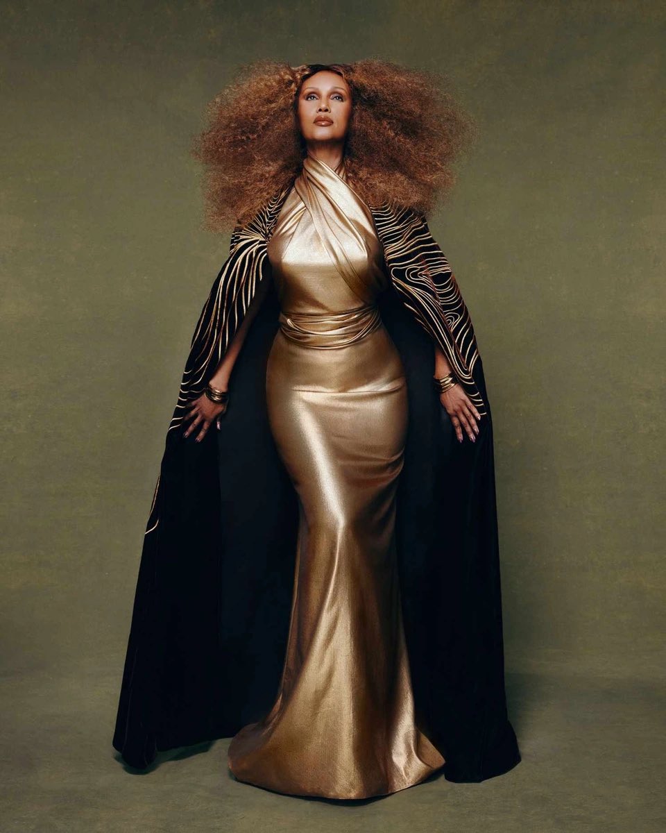 Happy 70th Birthday to the iconic supermodel and beauty mogul, Iman! 💕