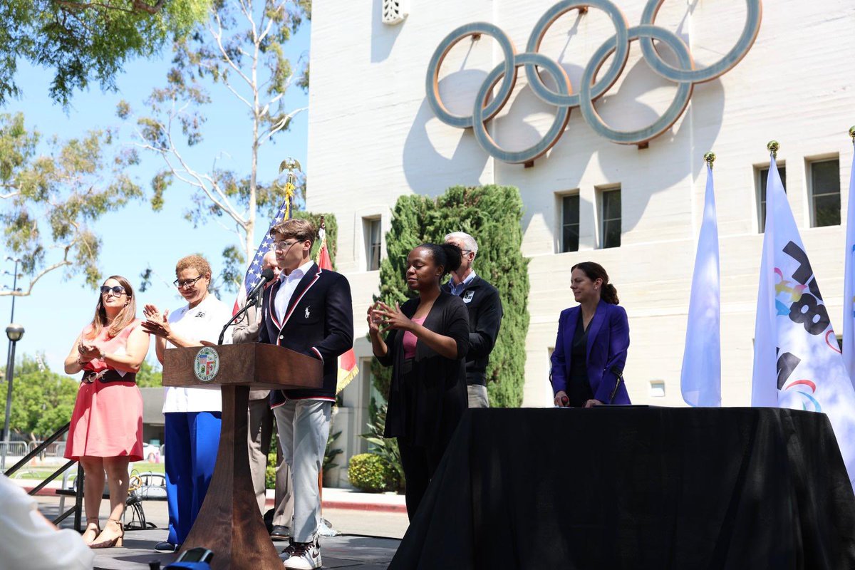 Mayor Karen Bass tweet media