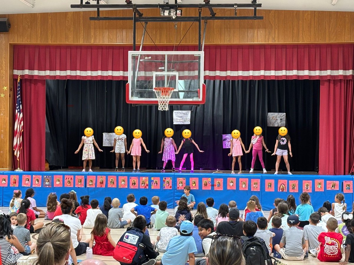 SuptPMQ's tweet photo. 🎉 That’s a wrap on another amazing Westwood Regional Summer Enrichment Program! 🌞🎨🎭🎶 Our talented students danced, sang, created stunning art, and so much more. Huge thanks to our staff &amp; families for making it a summer to remember! 💫👏 #GoCards #WestwoodPride https://t.co/It6ByIbJ2y