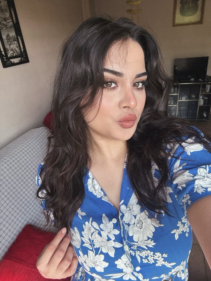 Gotume girer misin ben böyle dururken