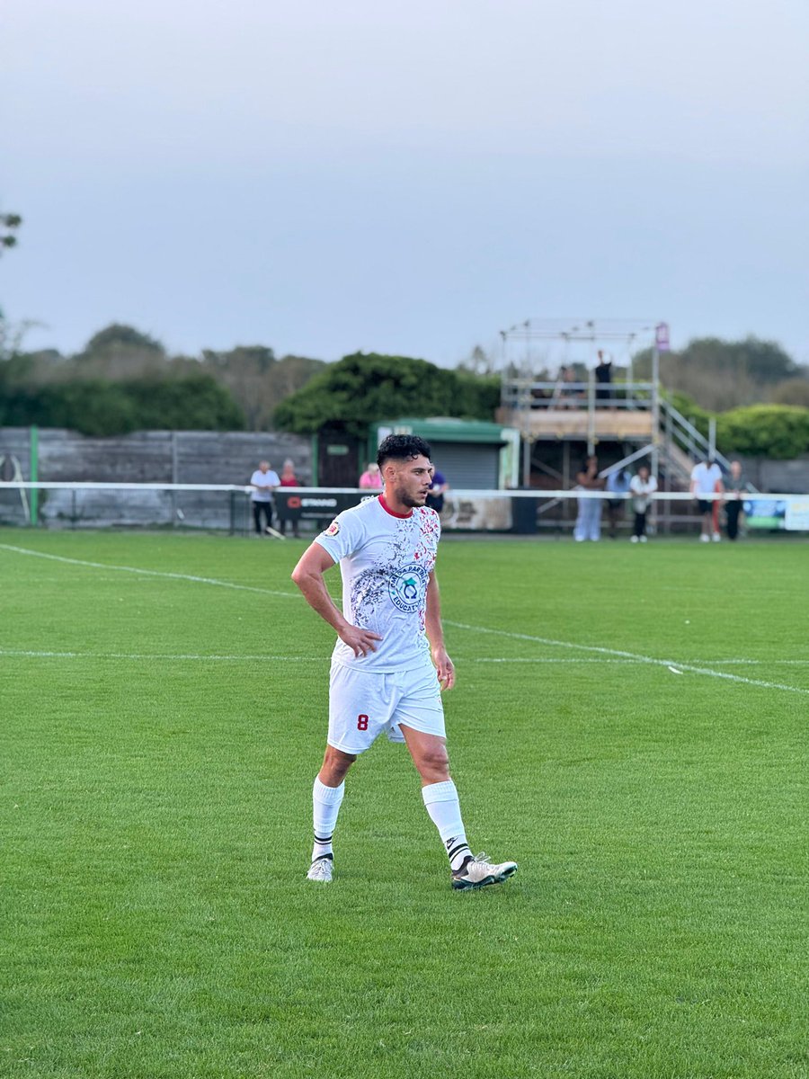 SoulTHFC's tweet image. To everyone that came and supported the boys.
Thank you!!
See you all on Wednesday, we play @buckhursthillfc in our second away game @EssexSenior.
#SoulTHFC #Matchday #COYS #UpTheSoul #Football #ESL #UpTheHamlets