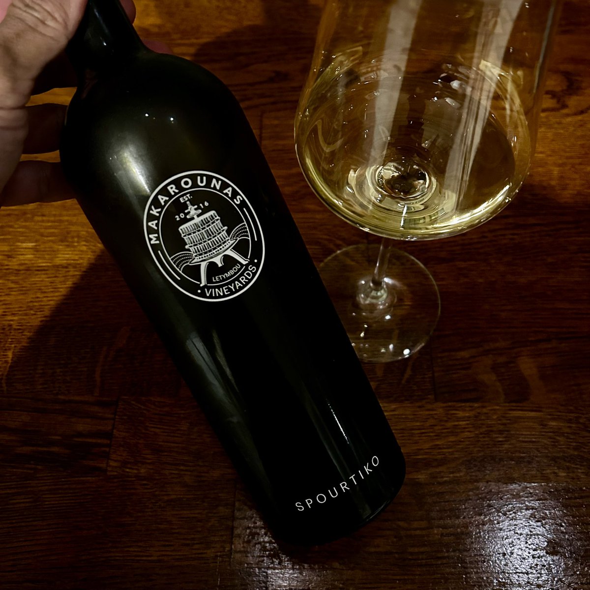 A rarity tonight: a Spourtiko from Paphos, Cyprus. From ungrafted vines in complex gypsum-limestone at 600m asl. Harvested in late October yet only 10.5% alcohol! Steely and salty with vibrant lime, red apple, and litchi.