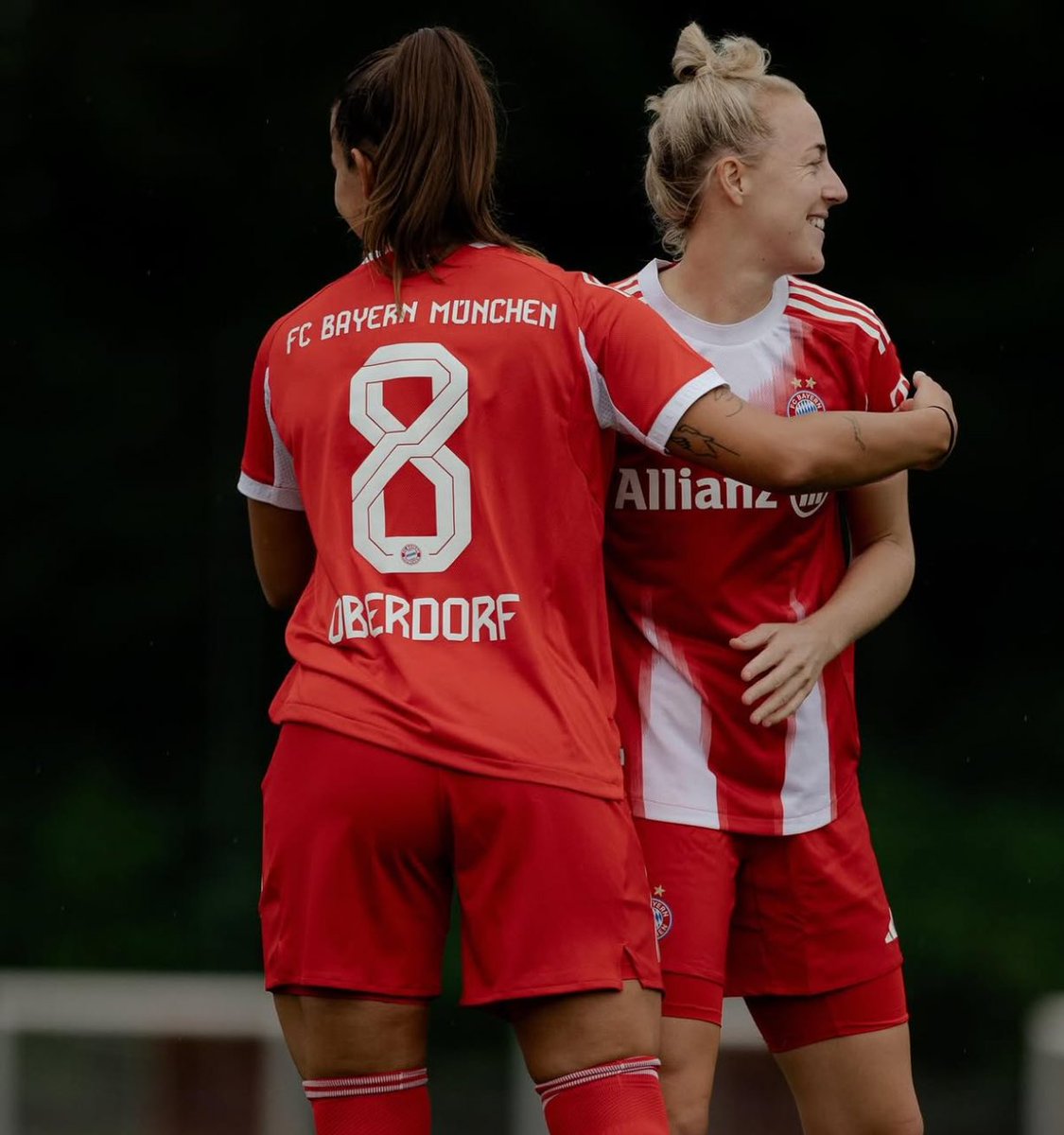 obismccabe's tweet image. Lena Oberdorf featured in a friendly behind closed doors against Newcastle and was on the pitch for 45 minutes! We are soooo back 🥹